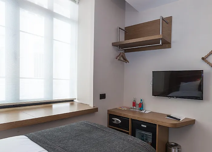 Bankerhan Galata - Adults Only Special Category