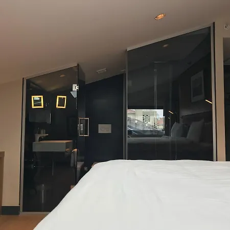 邦克汉酒店 4*